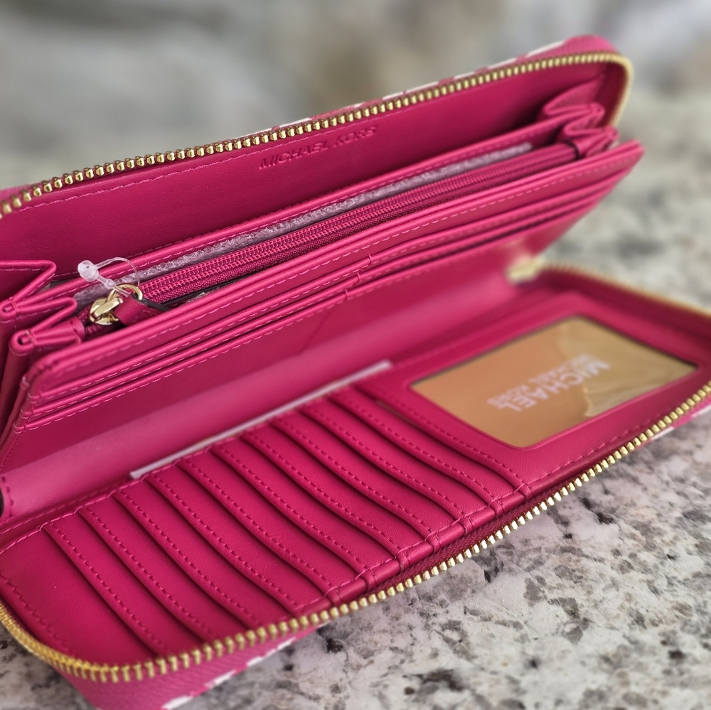 Michael Kors Jet Set Continental Pink Wristlet Wallet - Picture 3 of 6